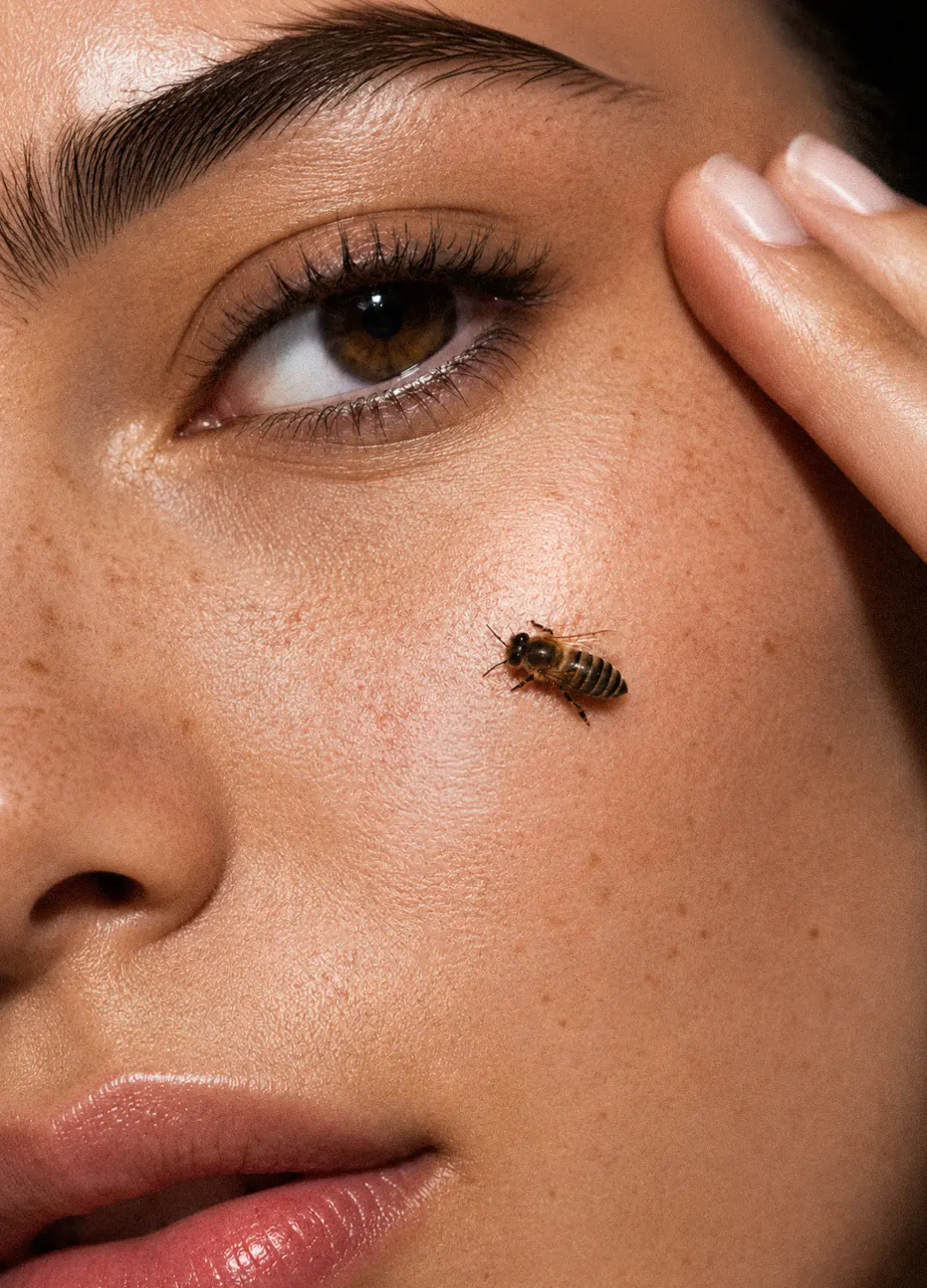 ApiBeaute skincare model